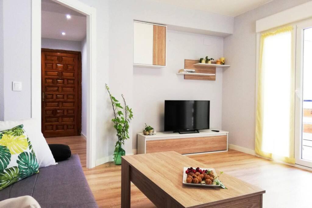 Ferienwohnung Cobexo. Moderno Y Luminoso En El Centro De Jaca Exterior foto