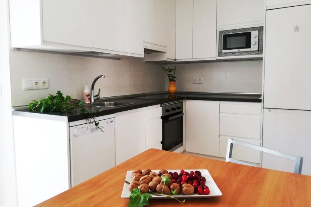 Ferienwohnung Cobexo. Moderno Y Luminoso En El Centro De Jaca Exterior foto